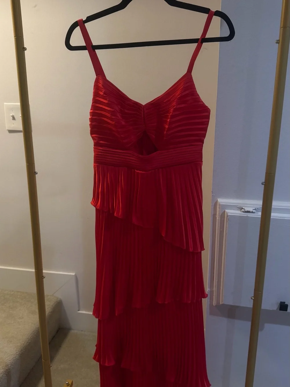 Abercrombie & Fitch elegant red